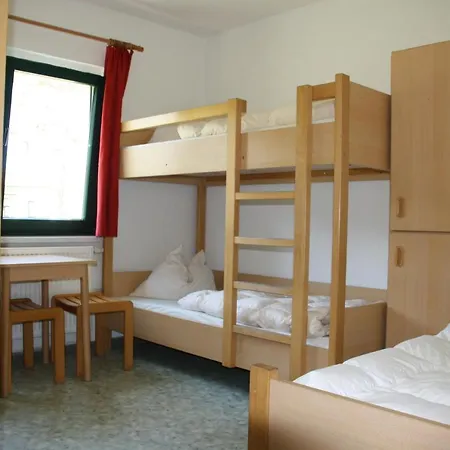 Jugenddorf Wittow Хостел *
